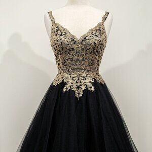 NEW SHORT SLEEVELESS A-LINE STRAPPED TULLE DRESS EMBROIDERED WITH LACE CD 9239